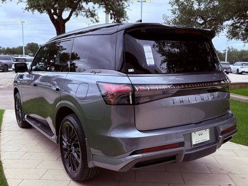 Certified 2026 INFINITI QX80 Autograph w/ Premium Cargo Package AWD/4WD image 8