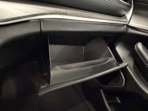 Used 2022 Jeep Grand Cherokee L Limited image 29