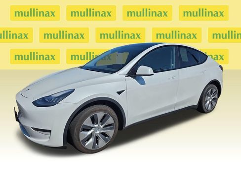 Used 2020 Tesla Model Y Long Range AWD/4WD image 13