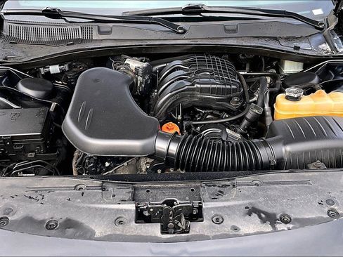 Used 2019 Dodge Charger SXT AWD/4WD image 11