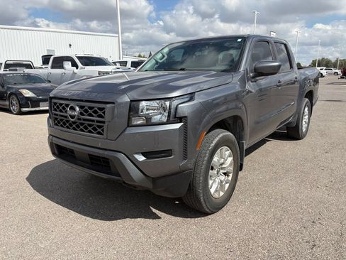 Used 2022 Nissan Frontier SV w/ Technology Package AWD/4WD image 1