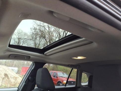 Used 2023 Toyota Corolla Cross LE image 19