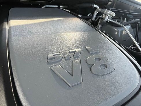 Used 2022 Dodge Durango R/T w/ Blacktop Package AWD/4WD image 21