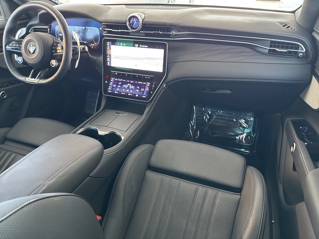 Used 2025 Maserati Grecale Folgore AWD/4WD image 15