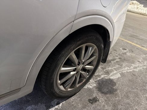 Used 2017 Kia Sorento SX image 18