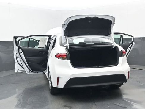 Used 2026 Toyota Corolla LE image 29