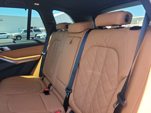 New 2026 BMW X5 sDrive40i w/ Climate Comfort Package RWD image 8