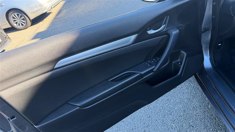 Used 2019 Honda Civic Sport image 17