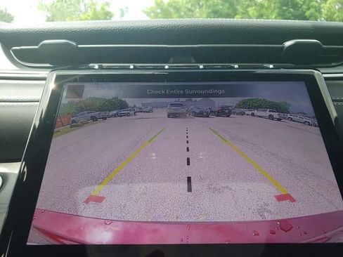 New 2024 Jeep Grand Cherokee L Limited image 29