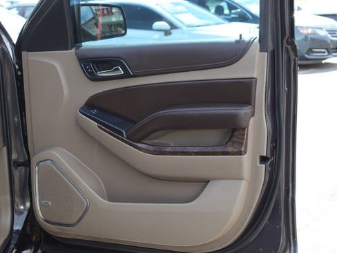 Used 2016 Chevrolet Tahoe LT RWD image 9