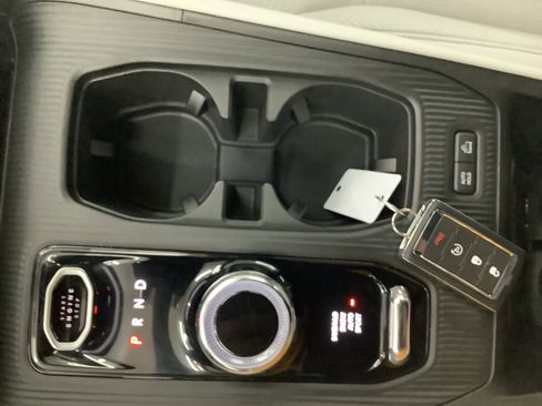 New 2026 Jeep Cherokee Laredo AWD/4WD image 19