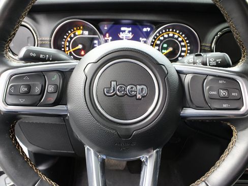 Used 2023 Jeep Wrangler Unlimited Sahara image 48