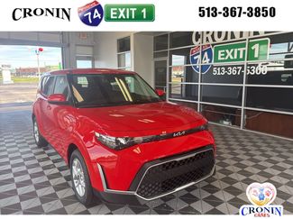 New 2025 Kia Soul S image 1