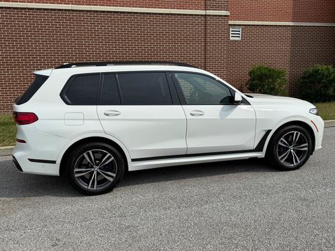 Used 2021 BMW X7 M50i AWD/4WD image 14