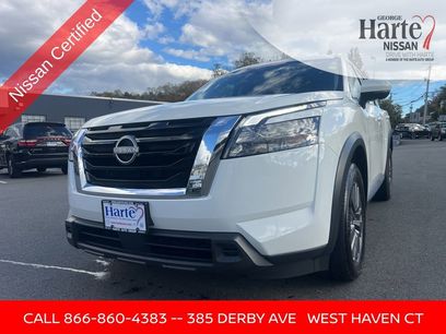 Certified 2024 Nissan Pathfinder SV