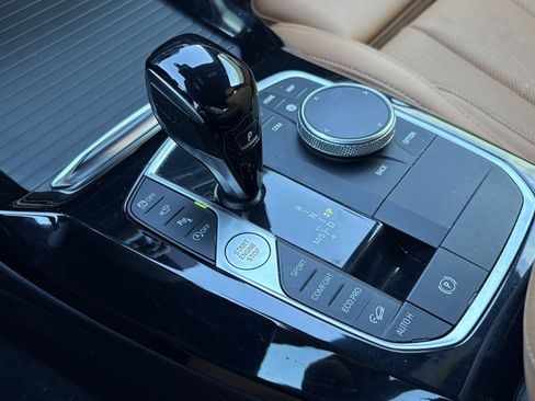 Used 2023 BMW X3 xDrive30i w/ Premium Package image 12