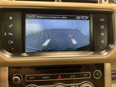 Used 2016 Land Rover Range Rover HSE AWD/4WD image 18