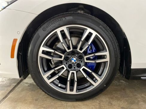 Used 2026 BMW 530i RWD image 29