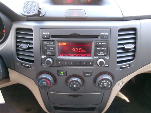 Used 2010 Kia Optima LX w/ Convenience Pkg image 30