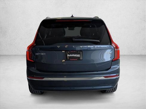 New 2026 Volvo XC90 T8 Plus w/ Protection Package AWD/4WD image 7