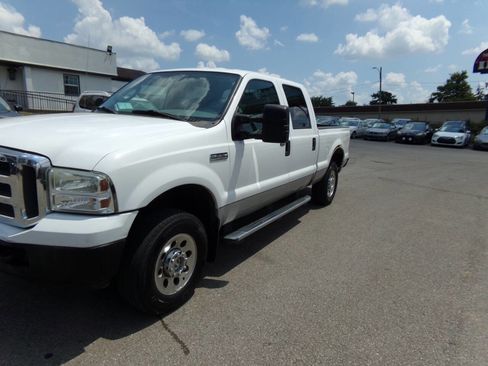 Used 2005 Ford F250 XLT image 24