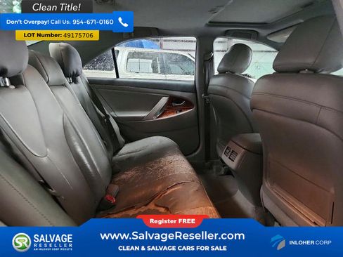 Used 2011 Toyota Camry XLE w/ XLE Extra-Value Pkg #2 FWD image 13