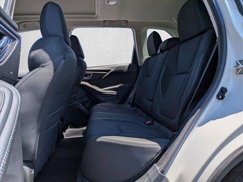 Used 2023 Subaru Forester Premium AWD/4WD image 18