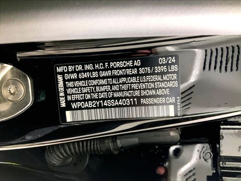 Used 2025 Porsche Taycan 4S AWD/4WD image 18