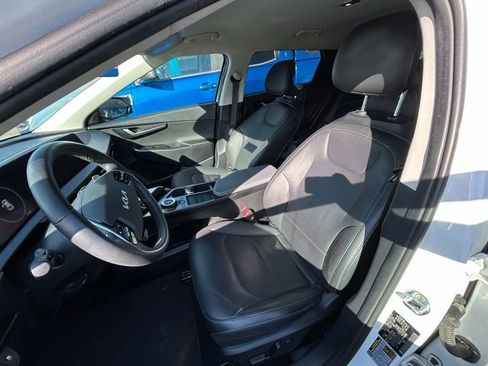 Used 2022 Kia EV6 Wind w/ Wind Technology Package image 10