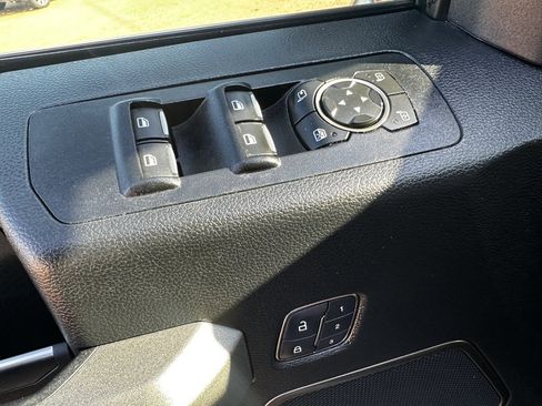 Used 2020 Ford F150 Raptor w/ Equipment Group 802A Luxury image 29