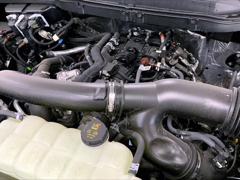 New 2025 Ford F150 XLT w/ Equipment Group 302A MID image 17