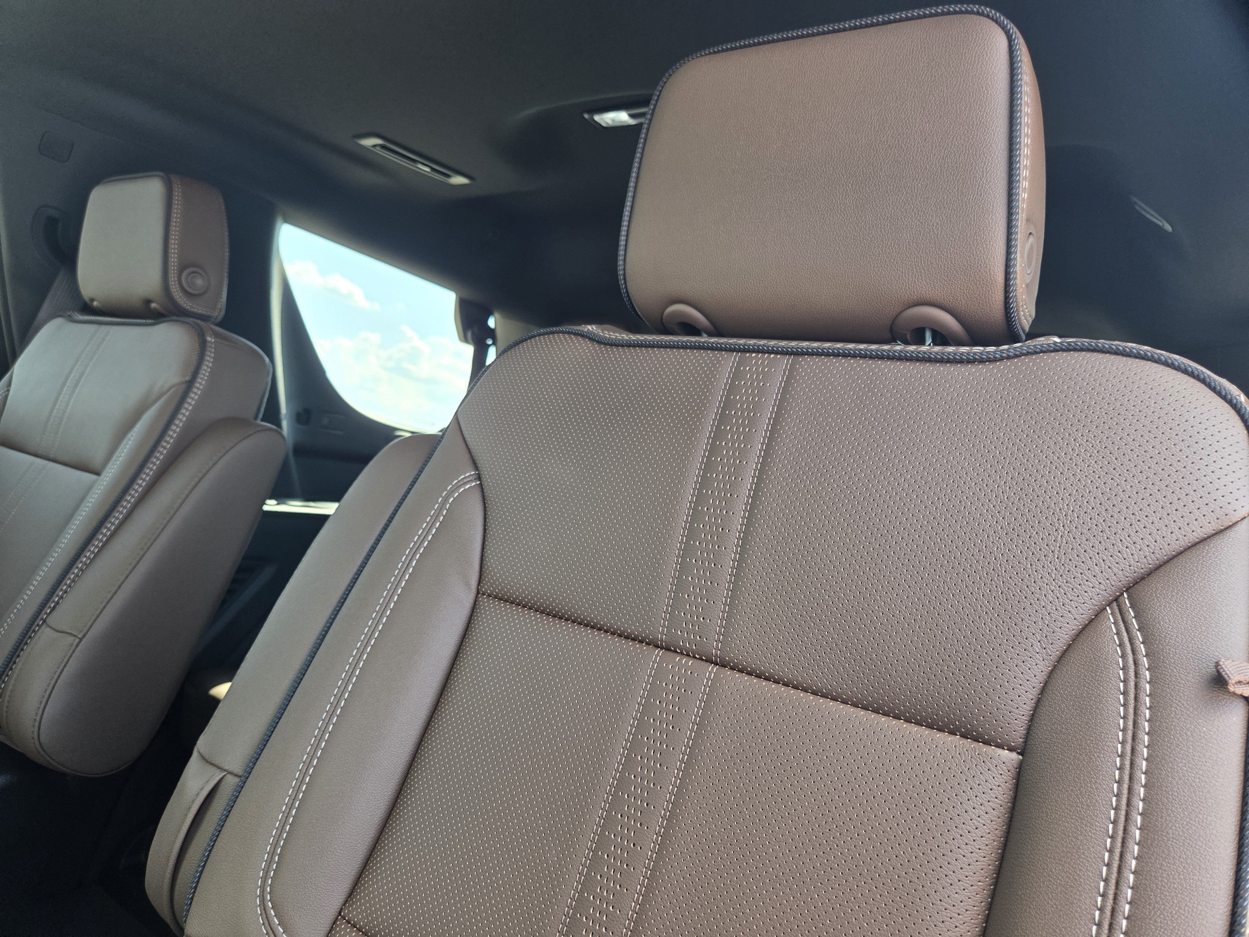 New 2026 Chevrolet Tahoe High Country AWD/4WD image 24