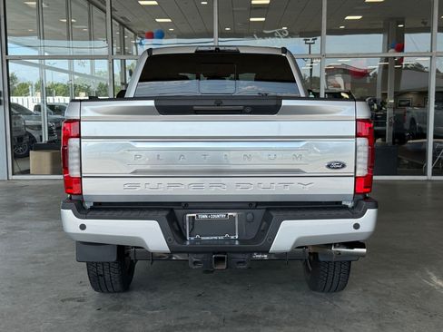 Used 2018 Ford F350 Platinum w/ Platinum Ultimate Package AWD/4WD image 10