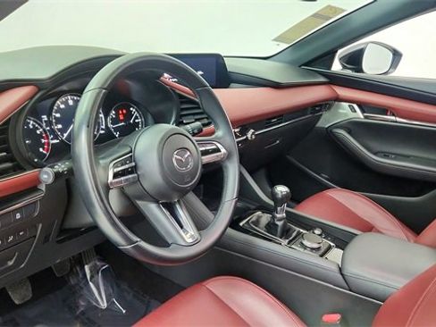 Used 2021 MAZDA MAZDA3 s image 19