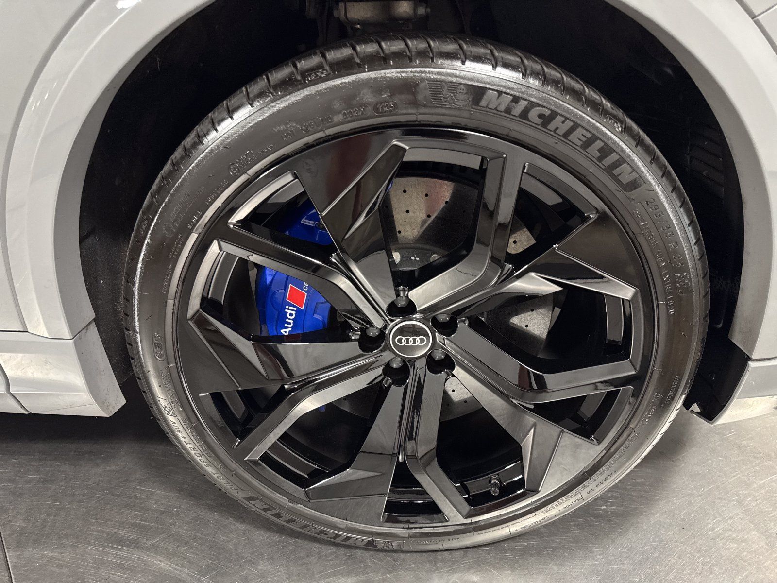 Used 2022 Audi RS Q8 AWD/4WD image 14