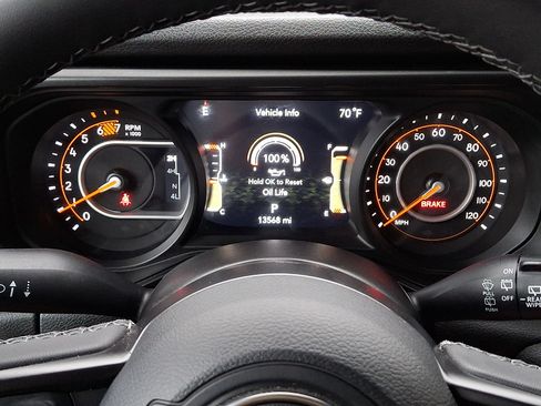 Certified 2026 Jeep Wrangler Unlimited Sport AWD/4WD image 19