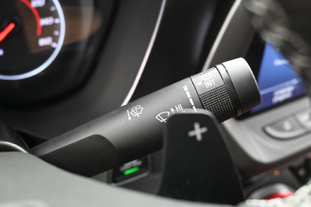 Used 2023 Chevrolet Camaro LT RWD image 17