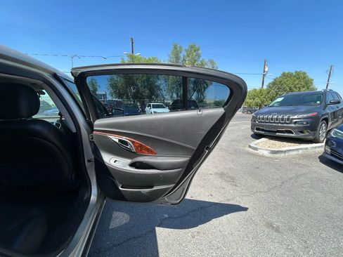 Used 2013 Buick LaCrosse Leather image 13