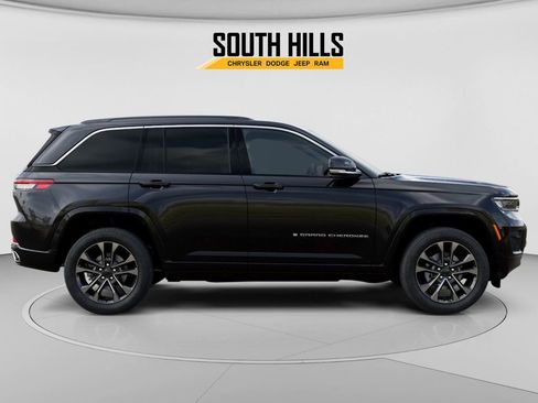New 2025 Jeep Grand Cherokee Overland AWD/4WD image 21