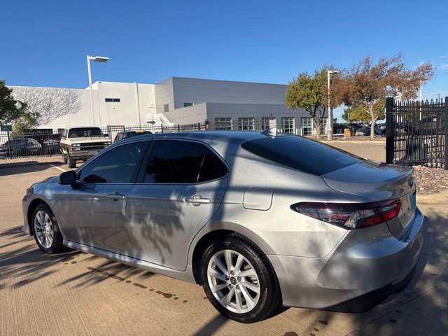 Used 2022 Toyota Camry LE FWD image 8