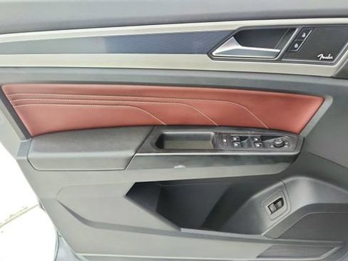 Used 2020 Volkswagen Atlas Cross Sport SEL Premium image 34