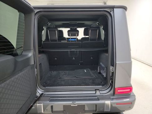 Used 2025 Mercedes-Benz G 550 image 11