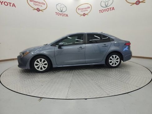 Used 2024 Toyota Corolla LE FWD image 5