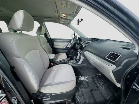 Used 2017 Subaru Forester 2.5i Premium w/ All-Weather Package image 33