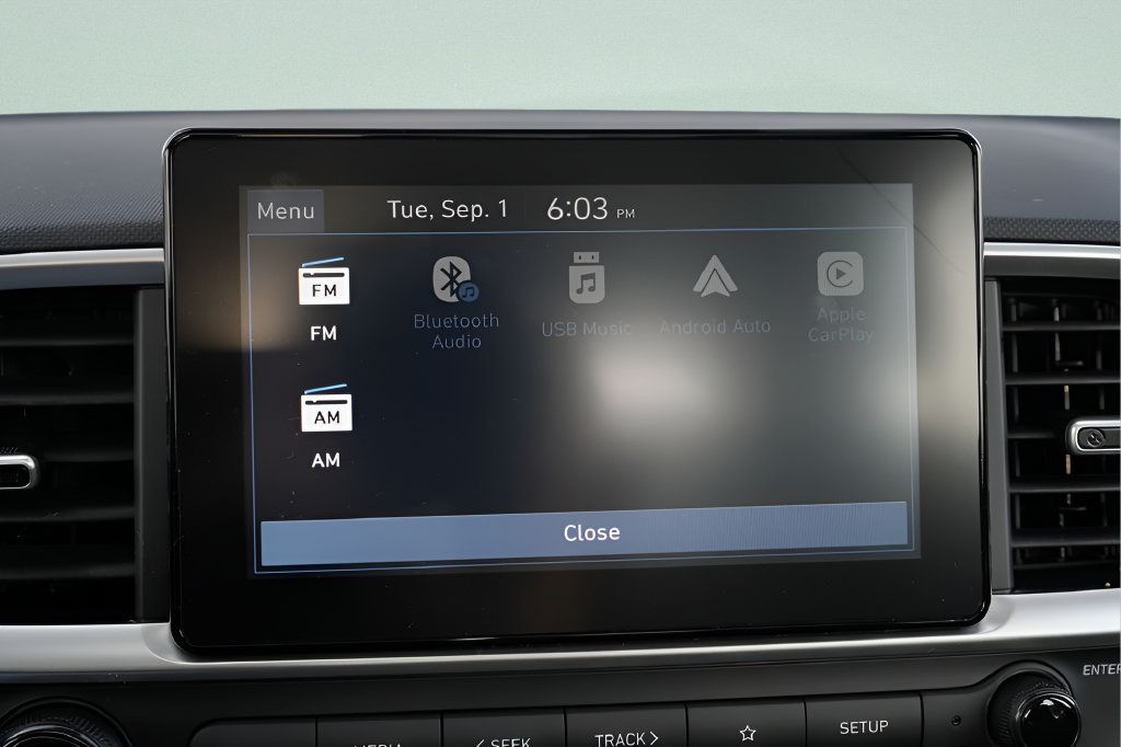 Certified 2026 Hyundai Venue SEL FWD image 34