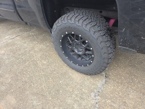 Used 2017 Chevrolet Silverado 1500 LT w/ All Star Edition image 15