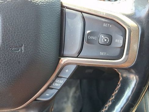 Used 2019 RAM 1500 Limited AWD/4WD image 17