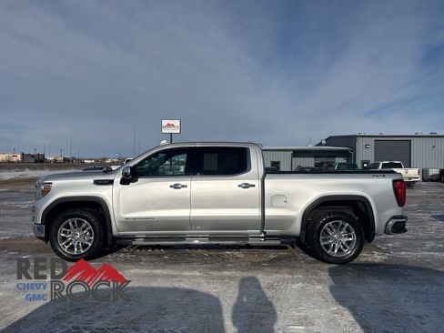 Used 2019 GMC Sierra 1500 SLT w/ SLT Premium Package image 9