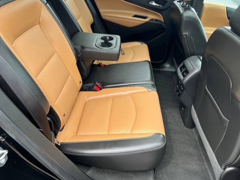 Used 2018 Chevrolet Equinox Premier AWD/4WD image 24