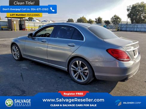 Used 2016 Mercedes-Benz C 350e image 3